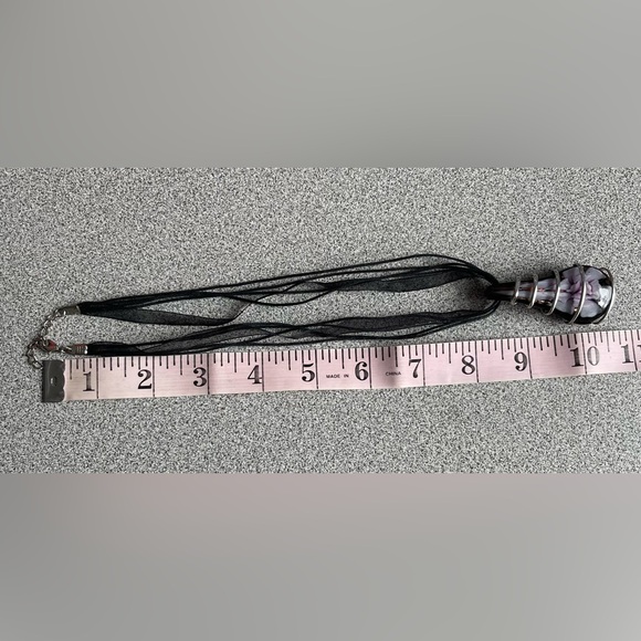 Gold Foil and Floral Blown Glass Pendant Necklace - Picture 7 of 9